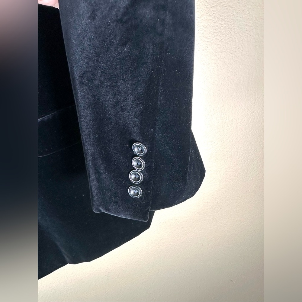 Armani Collezioni Men’s Black Velvet Blazer - Picture 9 of 15